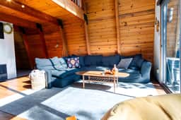 Modern & Cozy Big Bear Cabin Nestled in the Woods
