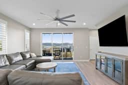 NEW Luxury Townhouse w/ Rooftop Deck