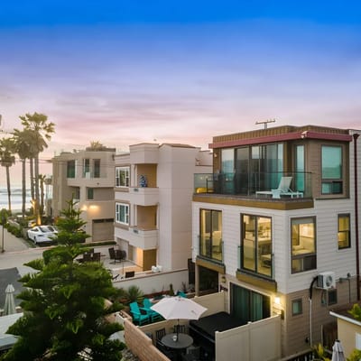 Beach Suite w/ Private Patio + Hot Tub + Steps To The Beach