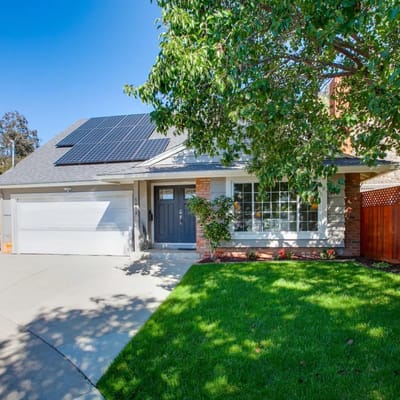 Spacious 4BR w/ Private Yard • Central San Diego