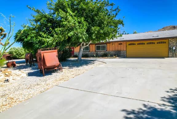JT Estate w/ 7beds + Pool/Spa/Plunge + Game Room