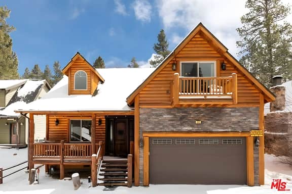 Cozy Big Bear Hideout Retreat + Game Room