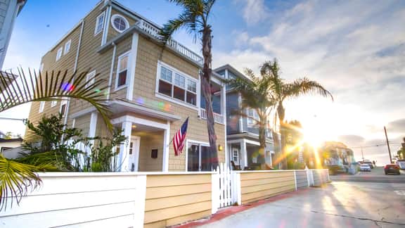 Dream Vacation Getaway! Bay + Ocean Views