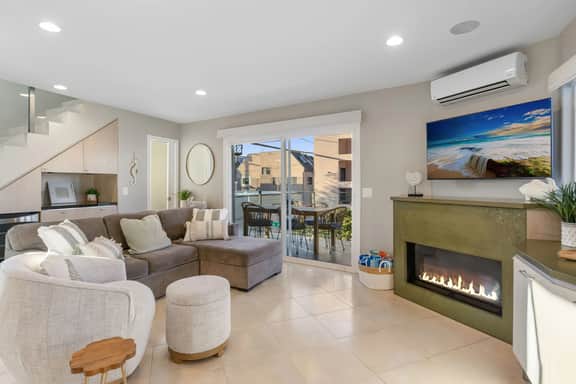 Luxury Meets Beach | Stunning Bay Views | Hot Tub | Fire Pit