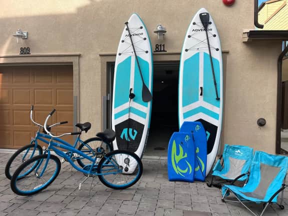 Luxury 3BR Beach Home |Walk to Ocean/Bay | Beach Toys