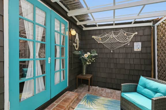 Vintage 1928 Beach Cottage | 1 BD | Parking | Patio - Image 3