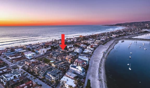 Luxury 3BR Beach Home |Walk to Ocean/Bay | Beach Toys - Image 1